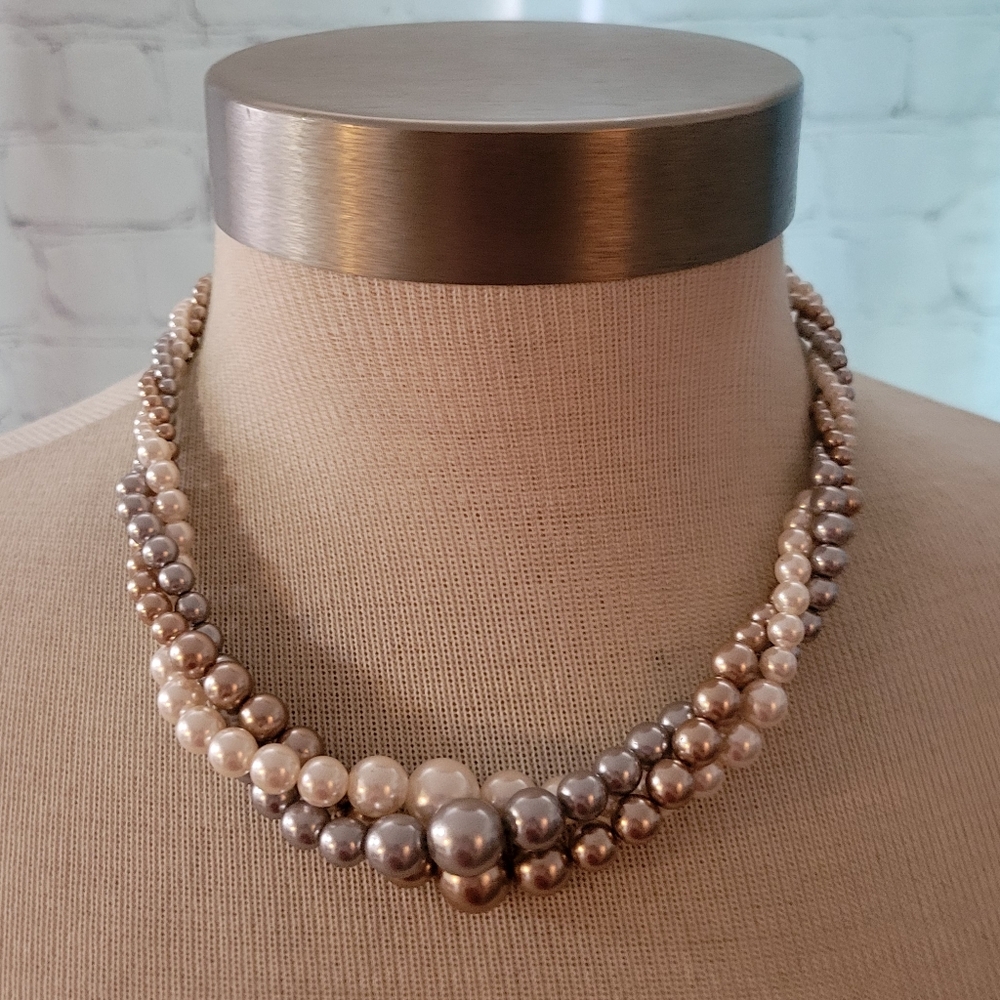 RMN Faux Pearl Twisted Multicolored Necklace